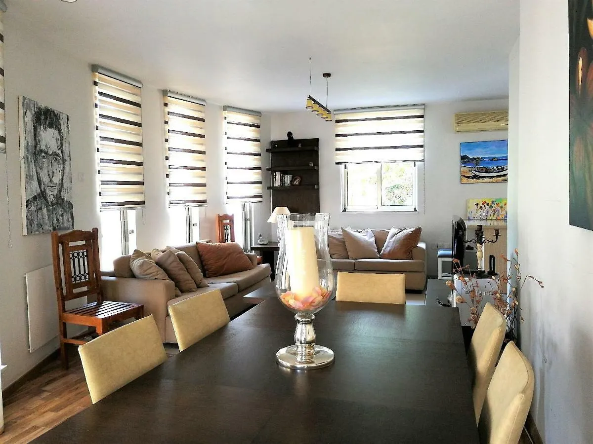 City Flats Apartment Larnaca